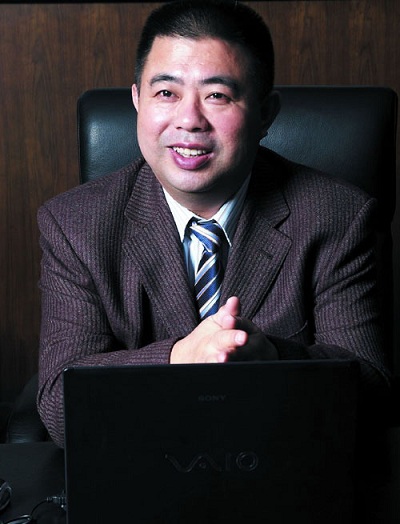 奧康王振滔——小小相框擊敗強(qiáng)敵