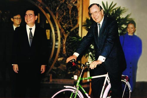 新中國(guó)的外交禮品都有什么？