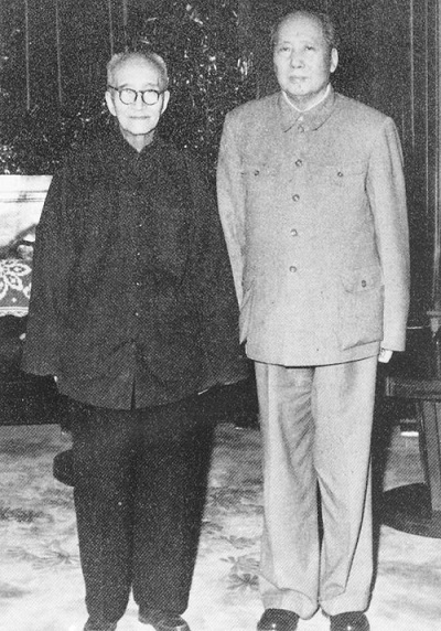 毛澤東回贈(zèng)章士釗十斤桃和杏
