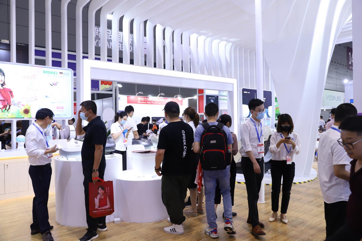 DEDAKJ德邇杰榮耀亮相深圳禮品展|為了人類健康，步履不停